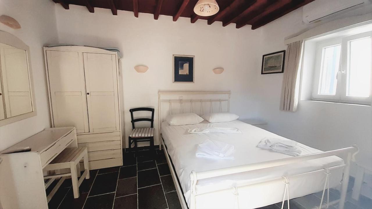 Lodge Narlis Platis Gialos  Buitenkant foto